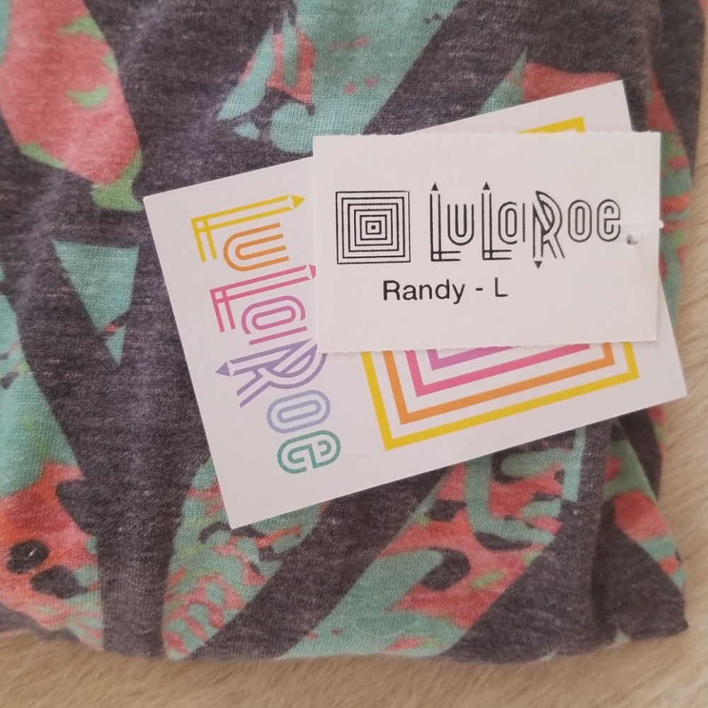 LuLaroe Randy Top - Picture 2 of 2